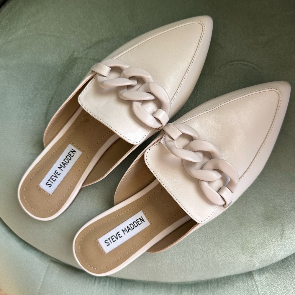 Steve Madden Nude Mule Flats (New!)
